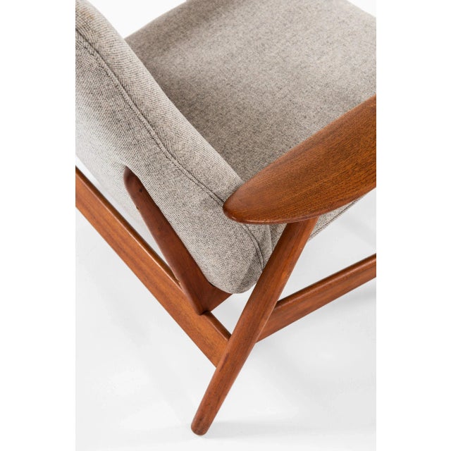 Set of Model 10 Easy Chair by Illum Wikkelsø, 1950s For Sale - Image 3 of 9