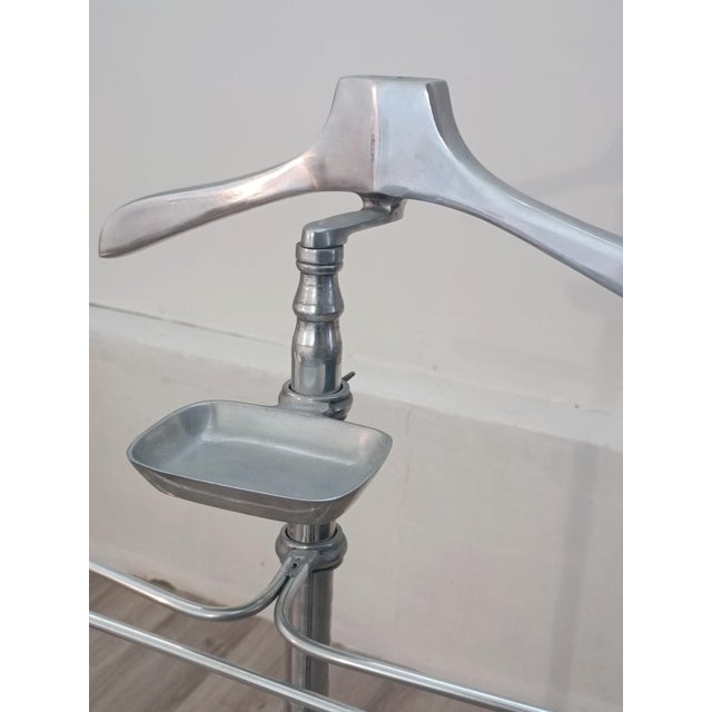1960s Chrome-Plated Metal Valet Stand, France, 1960s For Sale - Image 5 of 9