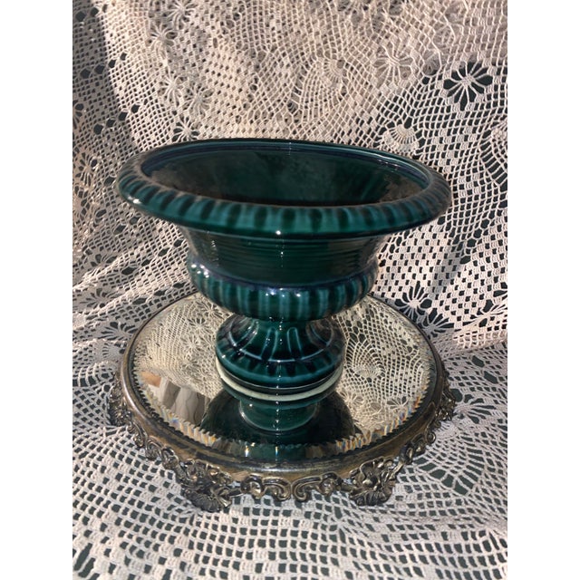 Art Deco Vintage Hull Usa Green Drip Glaze Pedestal Bowl. For Sale - Image 3 of 9