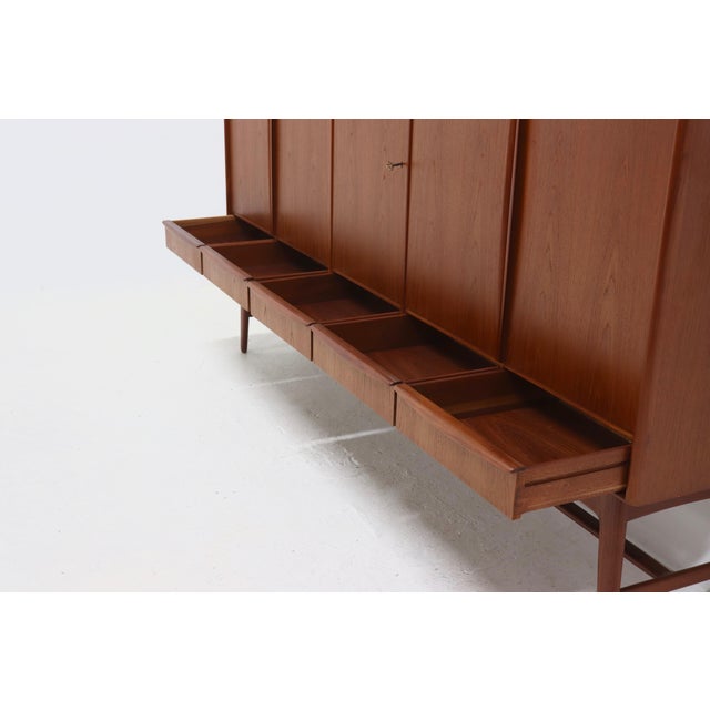 Brown Teak Highboard by Svend Aage Madsen for K. Knudsen & Søn, 1950s For Sale - Image 8 of 17