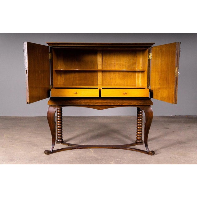 Art Nouveau Commode in Oak For Sale - Image 3 of 18