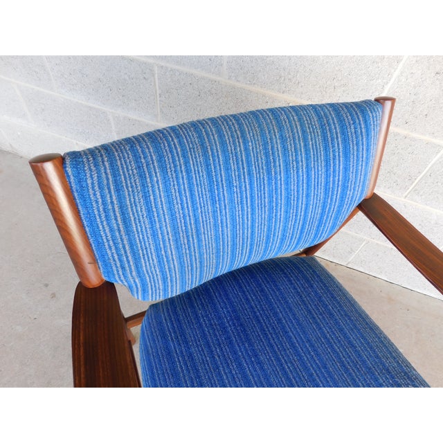 Mid-Century Modern Mid-Century Rosewood Modern Arm Lounge Chair For Sale - Image 3 of 18