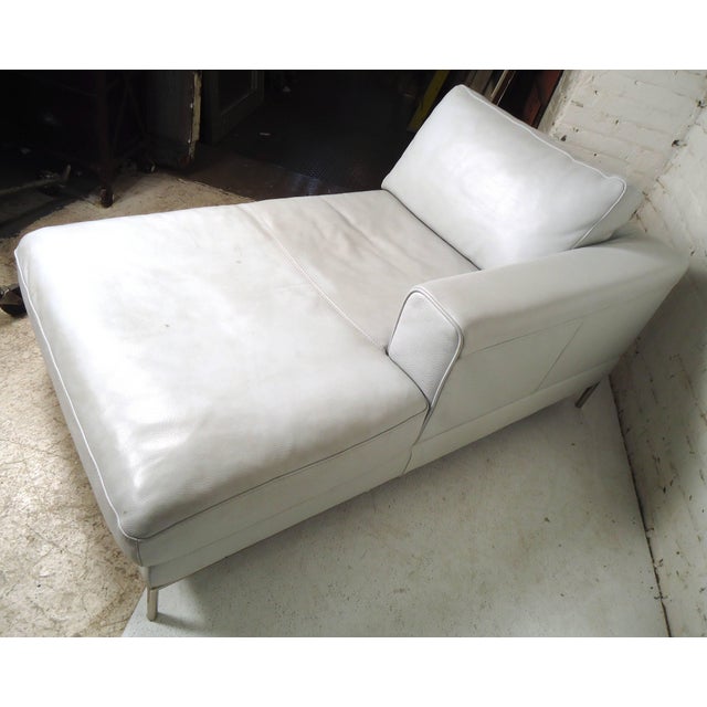 1960s Vintage Modern White Settee For Sale - Image 9 of 10
