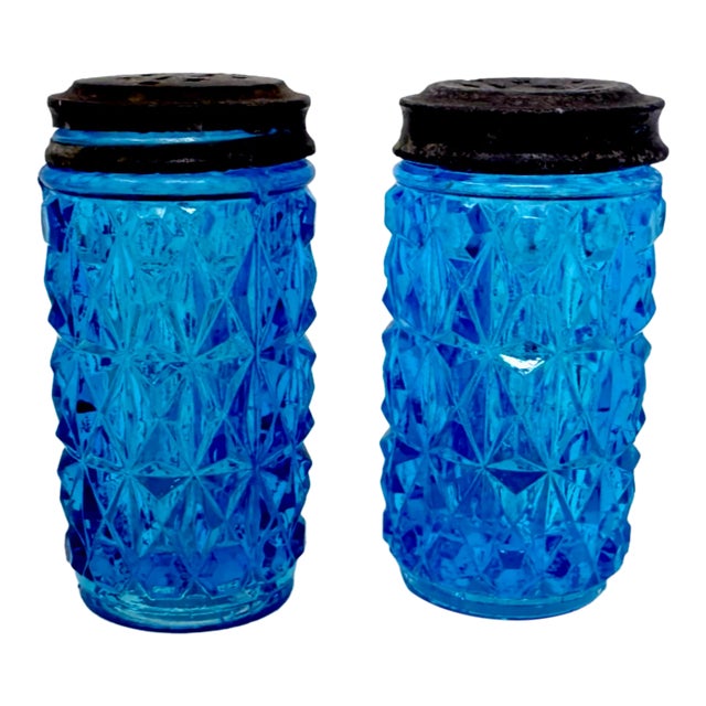 Vintage Eapg Blue Glass Salt & Pepper Shakers - Diamond Point For Sale