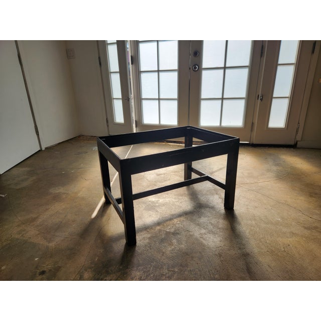 Carved Wood Chinoiserie Black and Red Lacquered Butler's Tray Table For Sale - Image 4 of 11