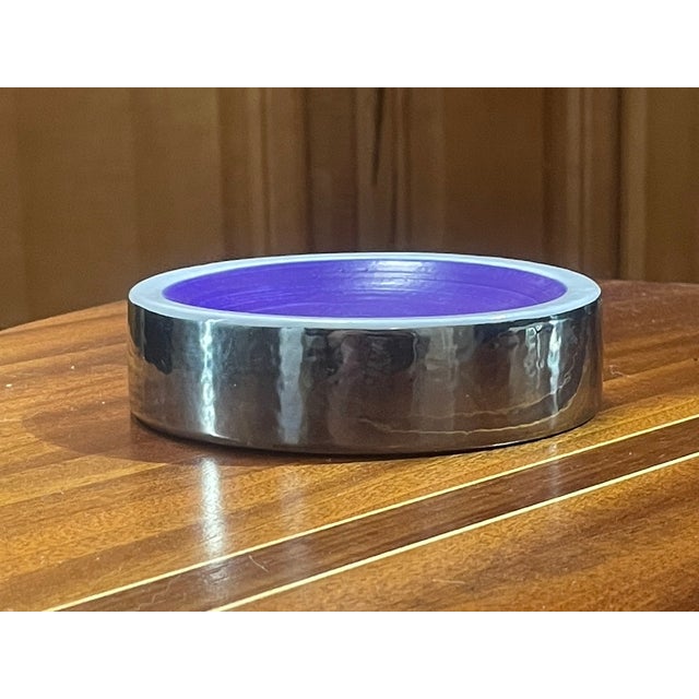 Bitossi Pristine Mid-Century Modern Italian Silver & Purple Ceramic Catch-All Bowl For Sale - Image 4 of 5