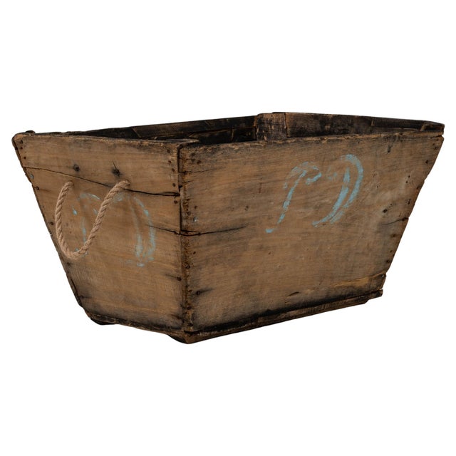 20th Century French Wooden Champagne Grape Harvesting Basket For Sale - Image 15 of 18