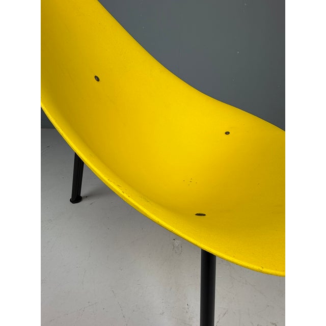 1950s Yellow Fiberglass Tripod Lounge Chair by Ed Merat, France, 1956 For Sale - Image 5 of 13