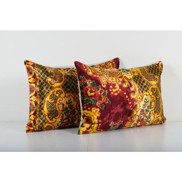Mid-Century Modern Bohemian Velvet Pillow Cover - A Pair For Sale - Image 3 of 4