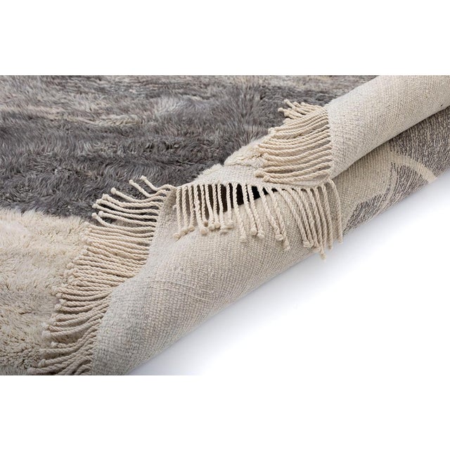 Early 21st Century Artistic Hand-Knotted Wool Rug by Azele Studio For Sale - Image 5 of 9