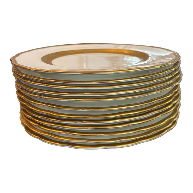 1900 George Jones & Son Crescent Antique Porcelain Gold Encrusted Dinner Plates - Set of 12 For Sale