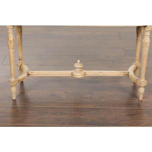 Neoclassical Style 1900s French Carved Walnut Bench with Natural Finish For Sale - Image 10 of 12