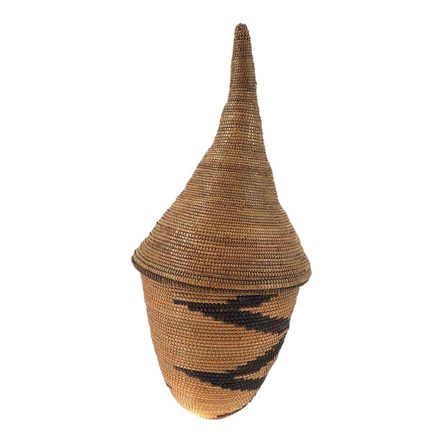 Early 20th Century Tutsi Basket with Lid Rwanda For Sale