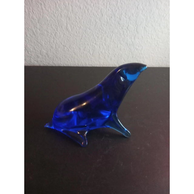 1980s Cobalt Blue Art Glass Sea Lion Figurine For Sale In Dallas - Image 6 of 6