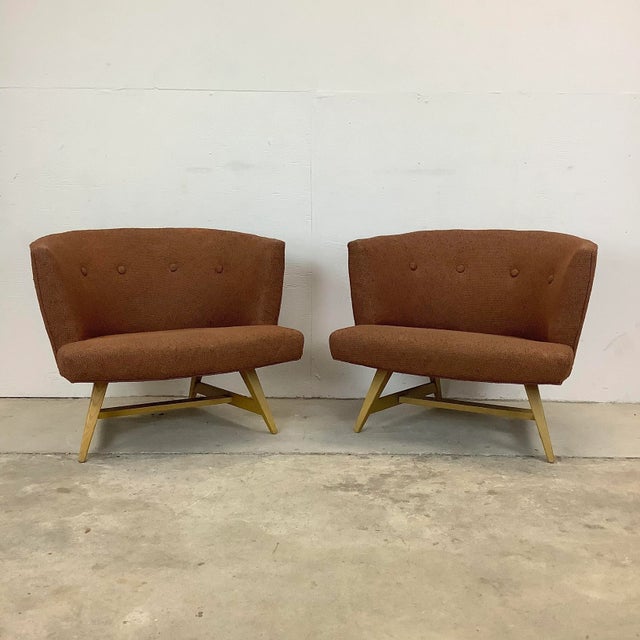 Pair Striking Mid-Century Modern Club Chairs For Sale - Image 4 of 13