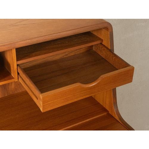 Model 88 Bureau by Arne Wahl Iversen for Vinde Møbelfabrik For Sale - Image 9 of 13