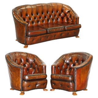 Brown Leather Curved Back Chesterfield Sofa & Armchairs with Lion Hairy Paw Feet, Set of 3 For Sale