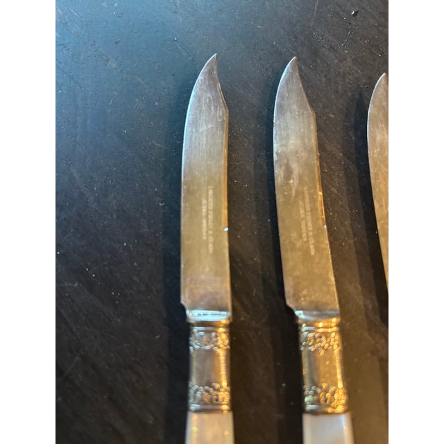 1930s Vintage Aetna by Landers, Frary & Clark Mother-of-Pearl Fruit Knives – Set of 6 For Sale - Image 5 of 5
