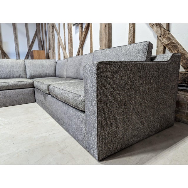 Gray SM London Bespoke Sofa For Sale - Image 8 of 14