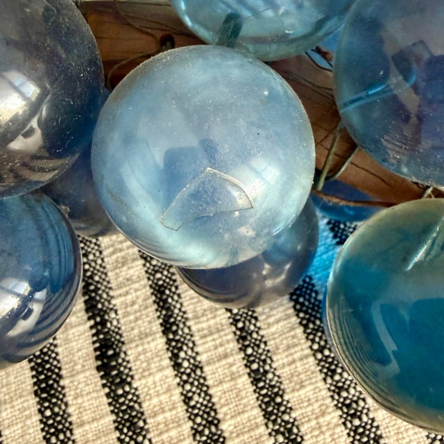 XLarge 16” Mid Century Vintage Blue Lucite Grape Cluster on Driftwood Kitschy For Sale - Image 4 of 7