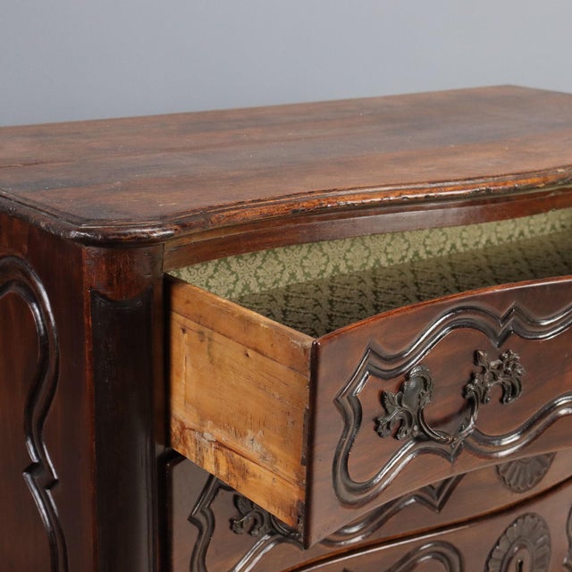 Antique French Chest of Drawers in Walnut For Sale - Image 3 of 11