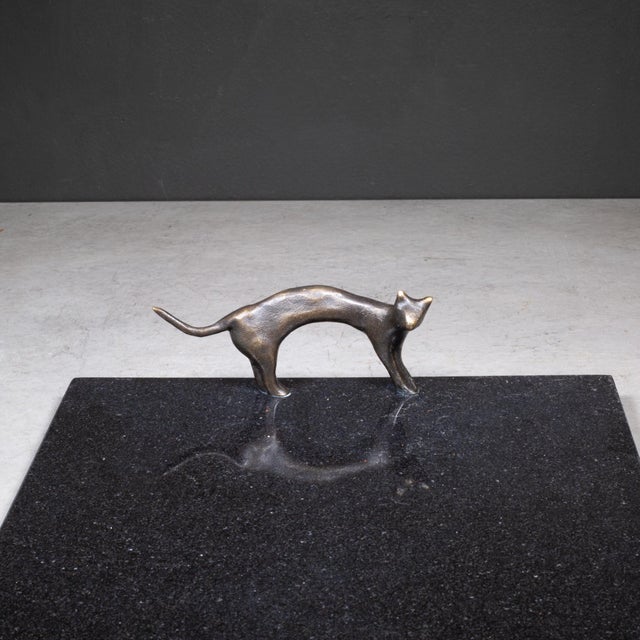 Modern Vintage Michael Aram Black Granite and Bronze Cat Serving Tray c.1990 For Sale - Image 3 of 10