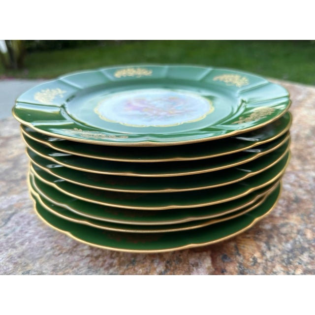 Green Vintage Set of 8 French Hand Painted Cherubs Gold Gilt Green Porcelain Dinner Plates For Sale - Image 8 of 12