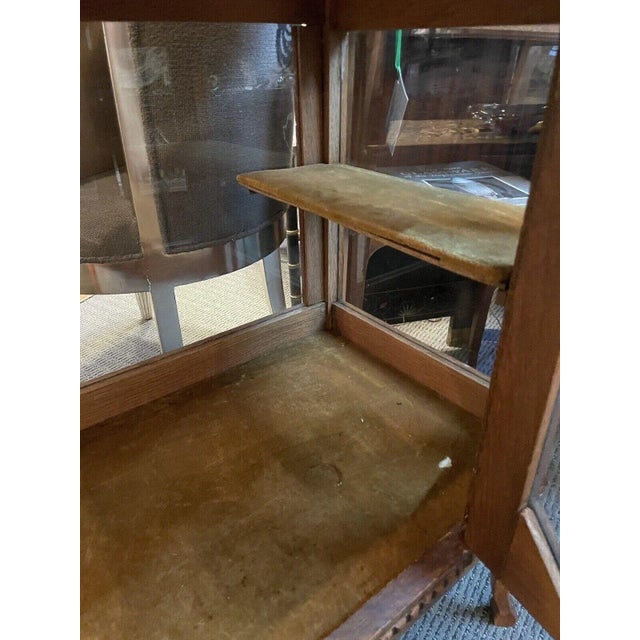 1900s Antique Oak Glass and Stone French Style Vitrine Cabinet With Velvet Interior For Sale In Minneapolis - Image 6 of 13