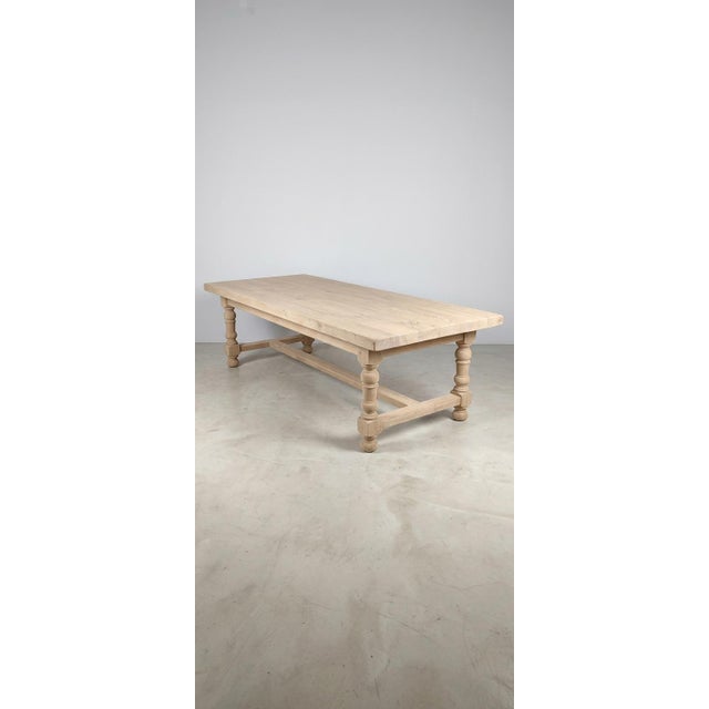 Vintage Farmhouse Table in Oak, 1975, in Very Good conditions. Designed 1970 to 1979 This piece has an attribution mark, I...