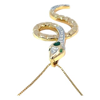 18k Yellow Gold Emerald & Diamond Snake Pendant For Sale