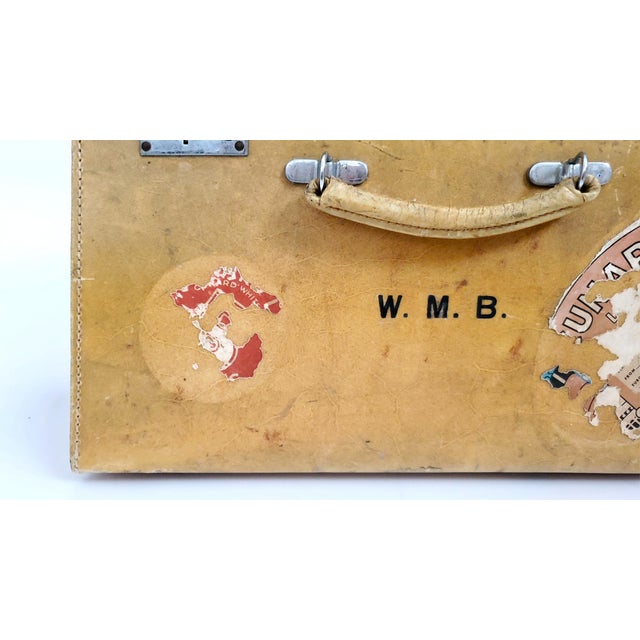 Art Deco British Vellum 1920s Luxury Steamer Trunk With Provenance. For Sale - Image 3 of 18