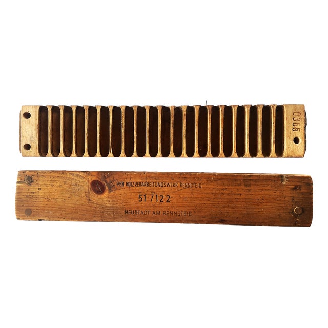 Vintage GDR Wooden Cigar Press Mold from VEB Holzverarbeitungswerk Rennsteig, 1960s For Sale