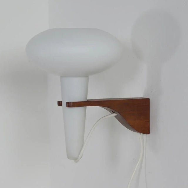 1960s Mushroom Wall Lamp in Teak and White Glass from Artimeta, 1960s For Sale - Image 5 of 12