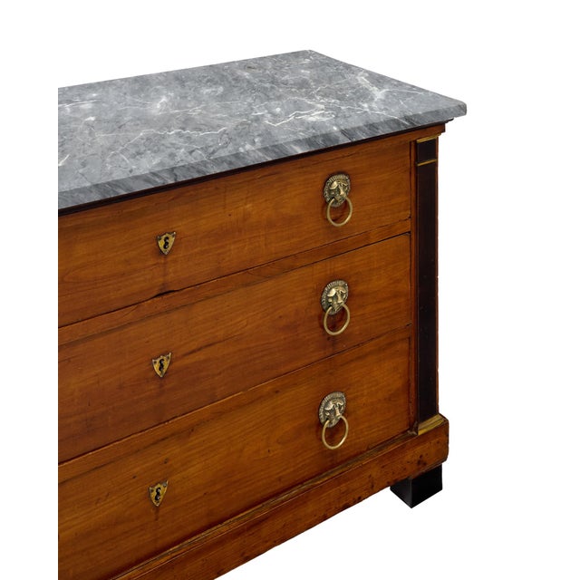 Early 19th Century Consulat Early Empire Chest With Gray Sainte-Anne Marble Top For Sale - Image 5 of 9
