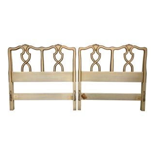 1940s Hollywood Regency Kindel Furniture Painted Gilt Lattice Headboards - a Pair For Sale