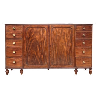 George III Mahogany Gentleman's Press, 1790s For Sale