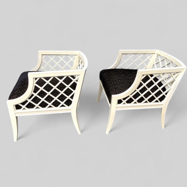 Mid-Century Modern Pair of 1940s Grosfeld House Vintage White Lacquered Lattice Work Lounge Chairs For Sale - Image 3 of 6