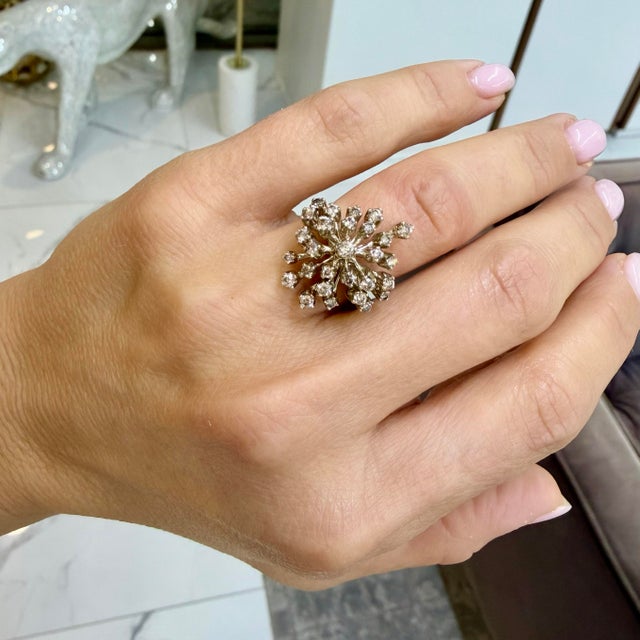 H. Stern Snow Flake 18k Noble Gold 1.23ct Diamond Rose Pink Gold Cocktail Ring, Size 5 For Sale - Image 9 of 9