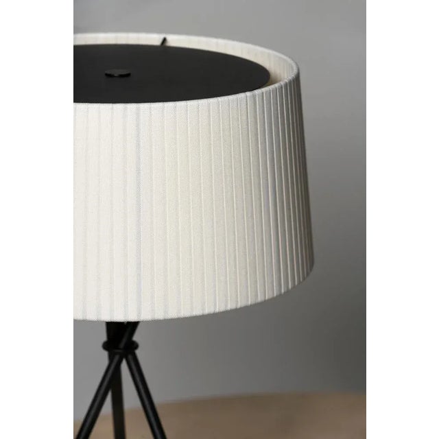 Green Trípode M3 Table Lamp by Santa & Cole For Sale - Image 9 of 13