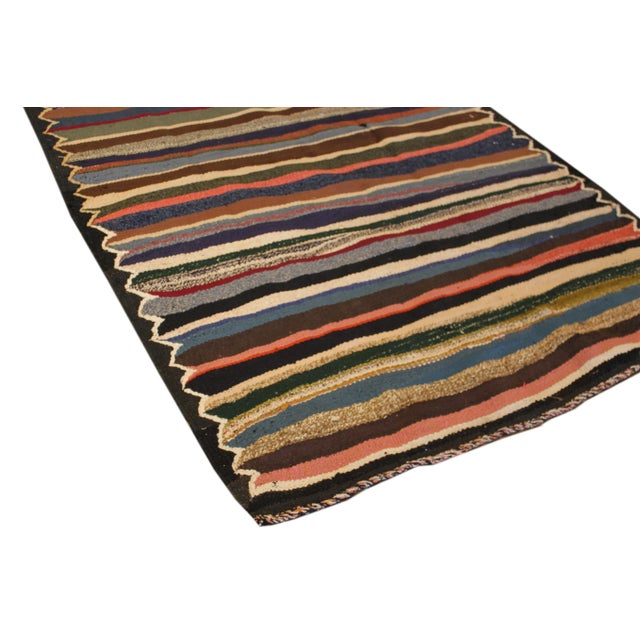 Traditional Mid-20st Century Vintage Kilim Rug For Sale - Image 3 of 6