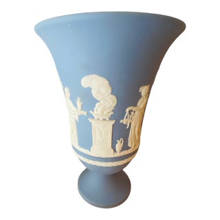 Vintage Wedgwood Blue Jasperware Vase with Sacrifice White Classicsl Figures For Sale