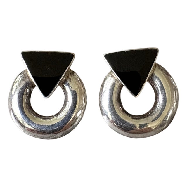Sterling Silver and Onyx Pierced Earrings 1980s For Sale