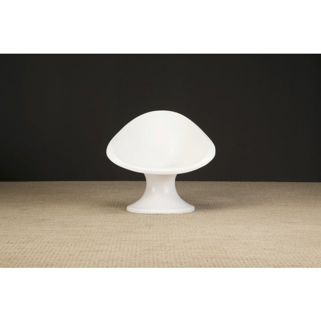 Brazilian Modern Fiberglass Lounge Chairs, circa 1960s - A Pair For Sale In Los Angeles - Image 6 of 12