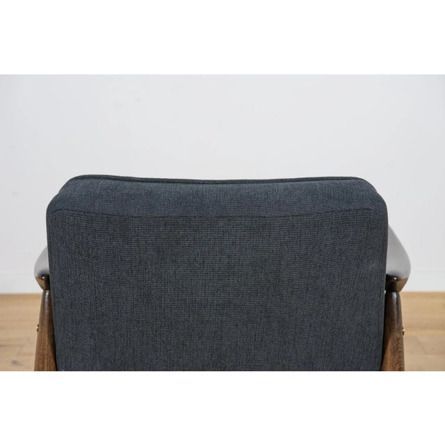 Wood Mid-Century Modern GFM-87 Armchair by Juliusz Kedziorek for Gościcińskie Furniture, Poland, 1960s For Sale - Image 7 of 14