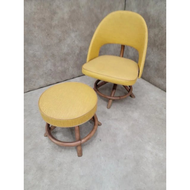 Wood Mid Century Modern Saarinen Style Swivel Rattan Chair and Ottoman For Sale - Image 7 of 11