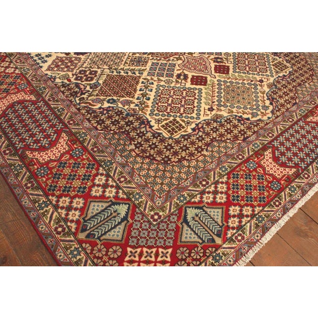 Middle Eastern Rug in Wool For Sale - Image 9 of 11