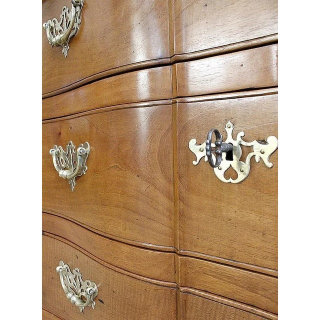 Louis XV Period Nantaise Dresser in Yellow Mahogany, 1700s For Sale - Image 18 of 18