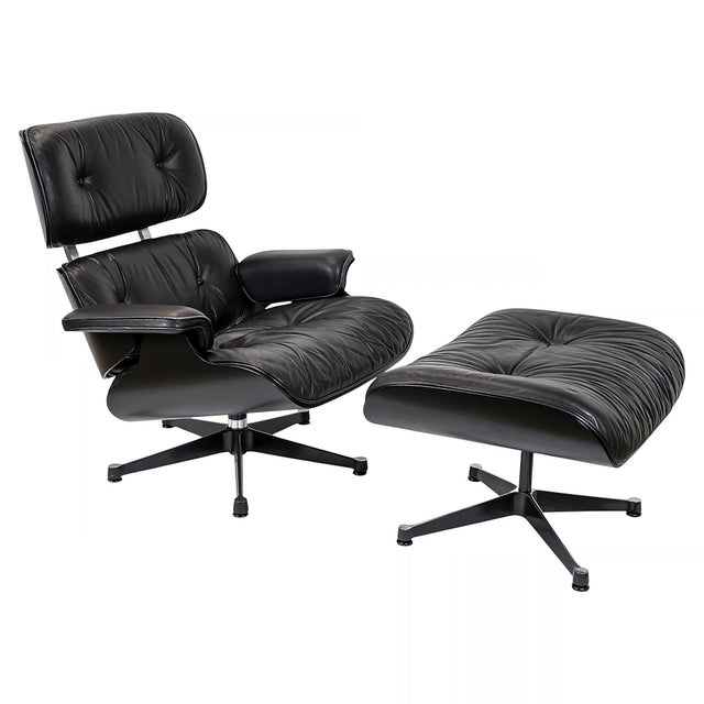Vintage Eames Lounge Chair and Ottoman designed by Charles & Ray Eames, creaded in 1956's. Manufactured by Vitra edition...