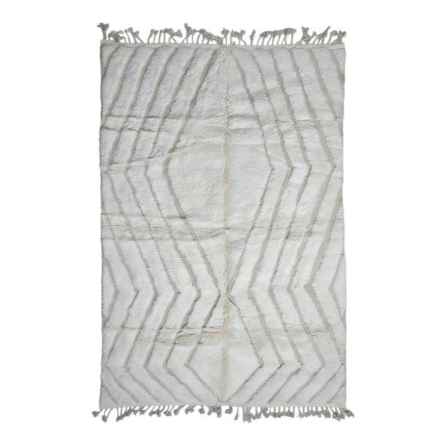 Modern Beni Ourain Style Rug - 9.8 X 6.4 Ft For Sale