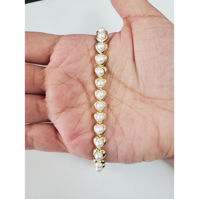 Contemporary Cultured Pearl Heart Shaped Tennis Bracelet For Sale - Image 3 of 4